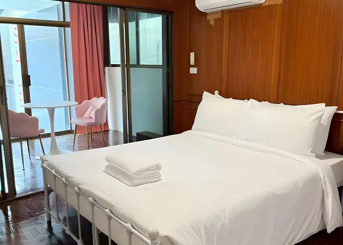 Apartment Xxstay On Sukhumvit Soi 11 Bts Nana