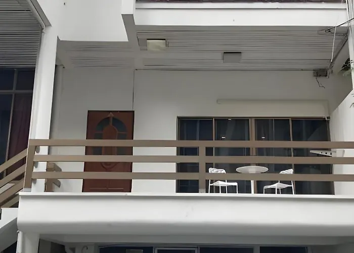 Xxstay On Sukhumvit Soi 11 Bts Nana * Bangkok