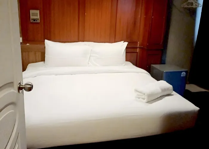 Xxstay On Sukhumvit Soi 11 Bts Nana *