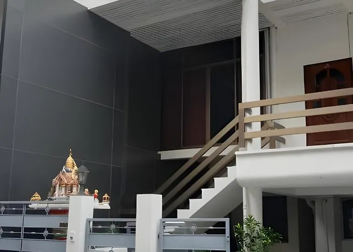 Apartment Xxstay On Sukhumvit Soi 11 Bts Nana Bangkok